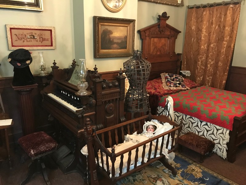 Clarke Historical Museum recreated room from the old days - one of many...