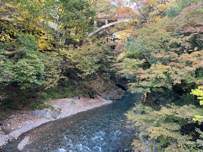 Just a little early to see autumn foliage, but not bad!